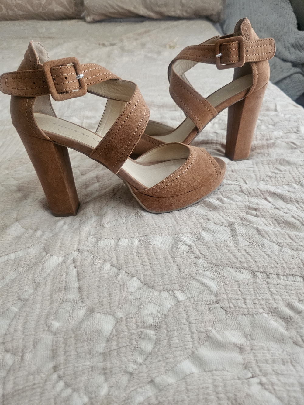 Chinese Laundry Tan Suede Platform Block Heel Sandals